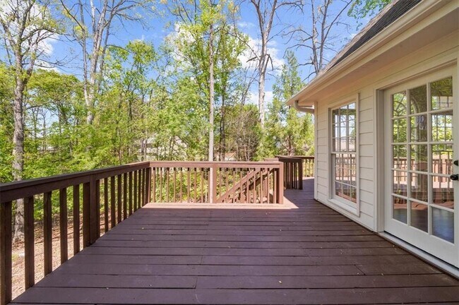 Building Photo - 11215 Highfield Chase Dr