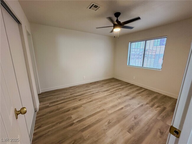 Building Photo - 6932 Kilgore Dr