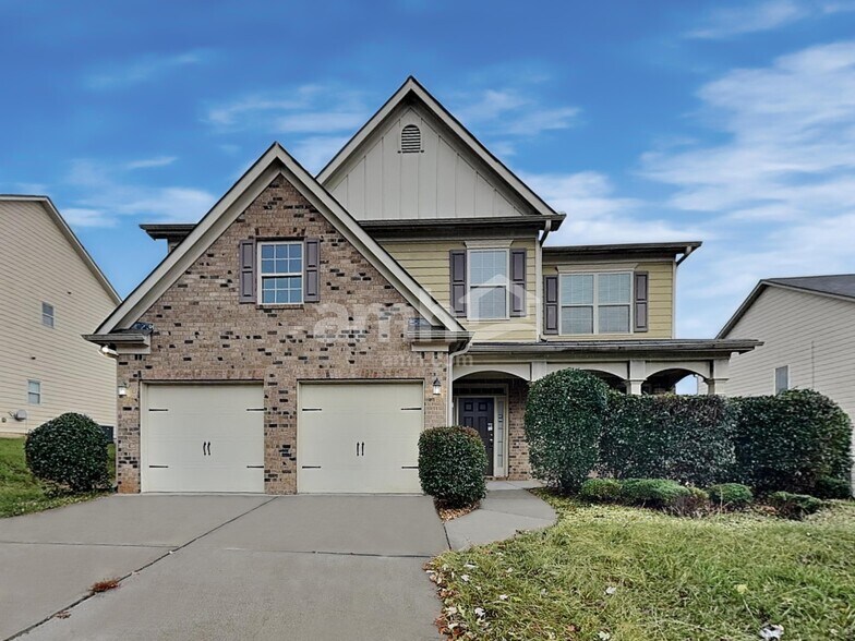 Primary Photo - 850 Stonehaven Rd SW