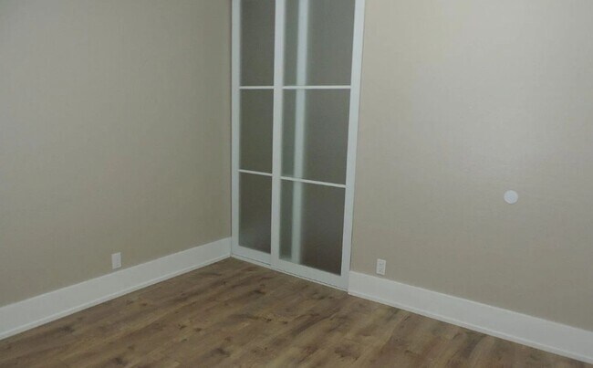 Building Photo - Beautiful 3-bed, 3-bath Home