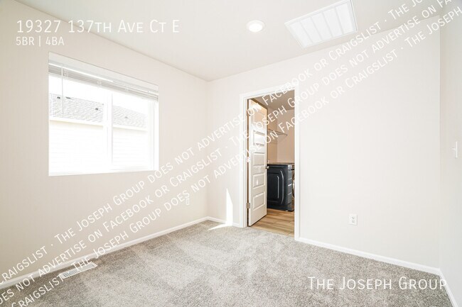 Building Photo - 19327 137th Ave Ct E