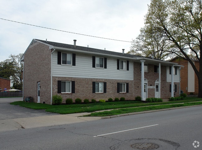 Primary Photo - Woodley Court