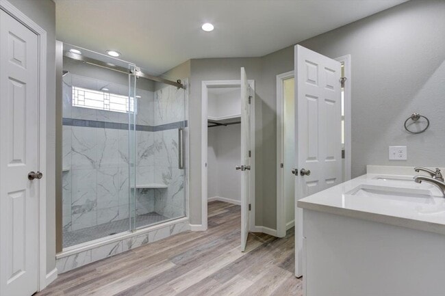 Building Photo - 205 Elysian Hills Dr