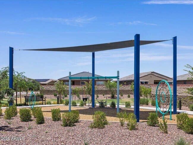 Building Photo - 20775 N Roadrunner Ln