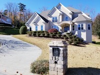 Building Photo - 795 Oak Trail Dr