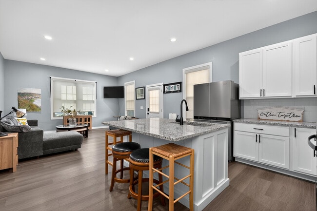 Building Photo - 1012 Jackson St