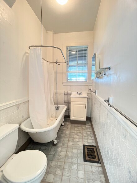 Building Photo - 57 Rindge Ave