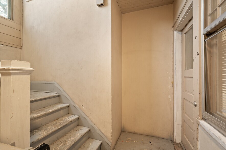 Building Photo - 3535 Lyndale Ave S