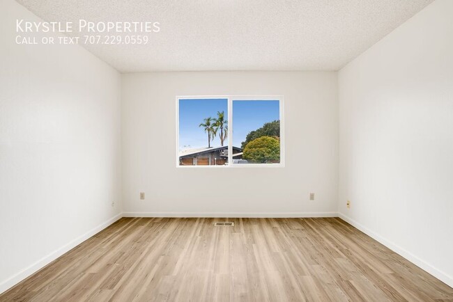 Building Photo - Stunning Home with Mt. Diablo Views in Eas...