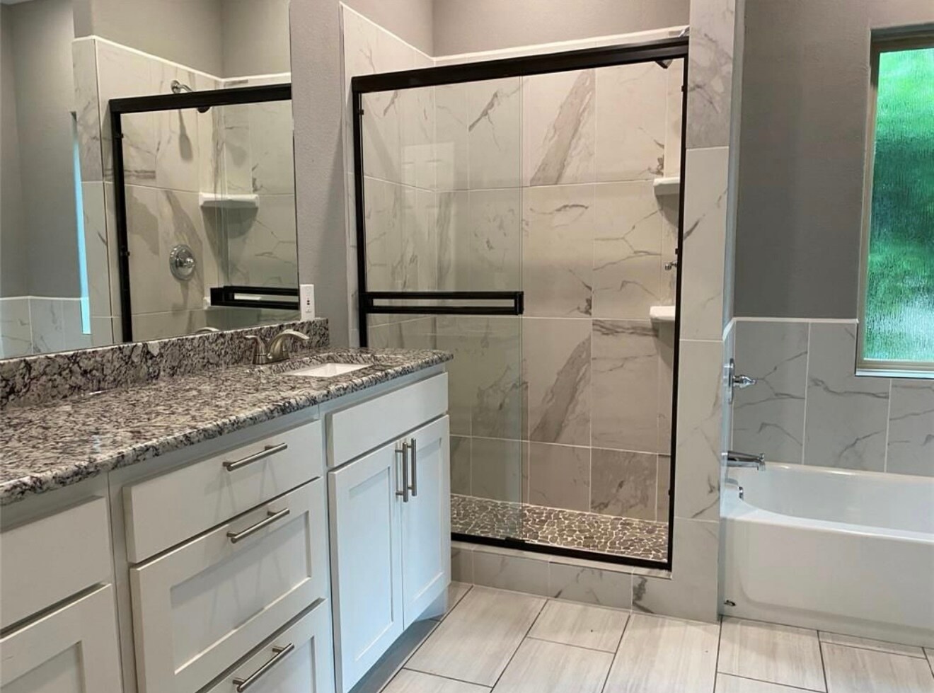 Master Bath - 1511 Illinois Ave