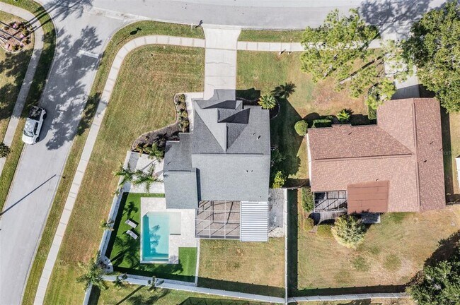 Building Photo - 714 Satin Leaf Ave