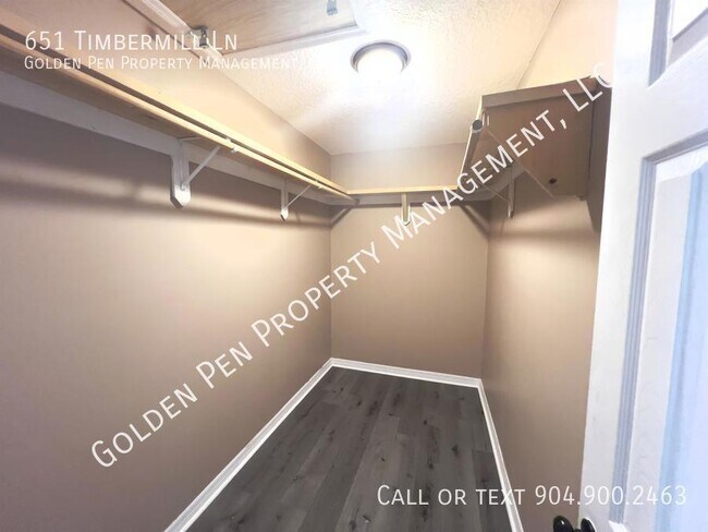 Building Photo - 651 Timbermill Ln