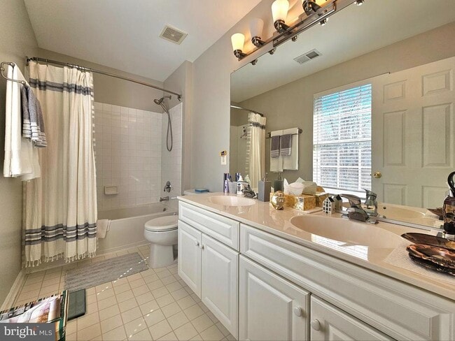 Building Photo - 15004 Slippery Elm Ct