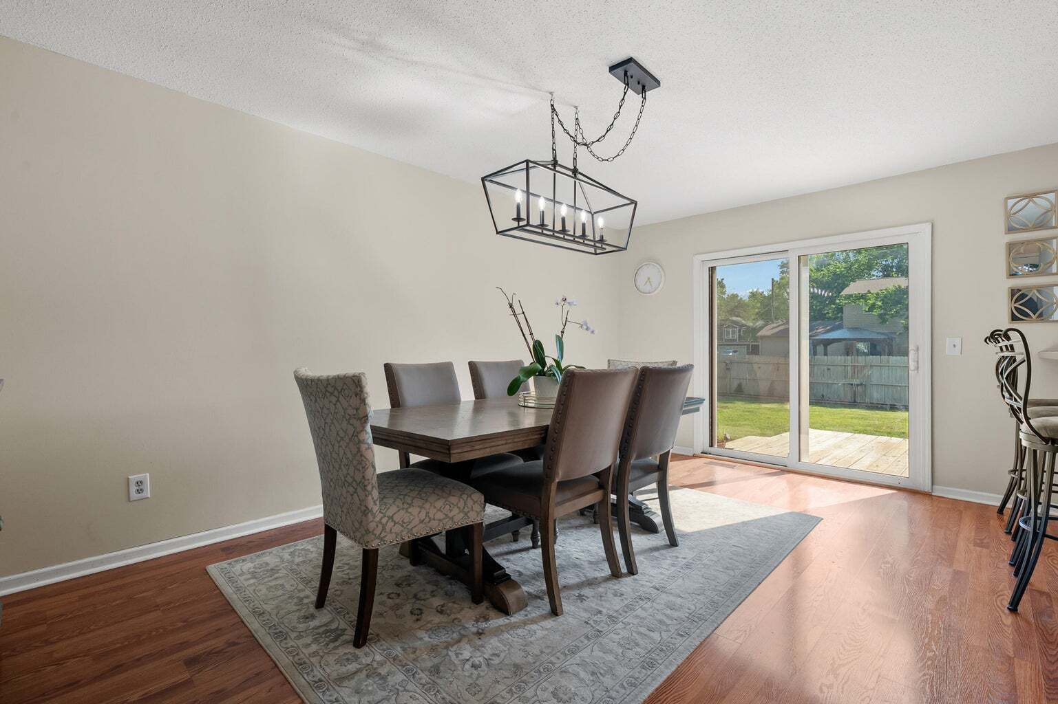 Building Photo - 7817 Chippewa St