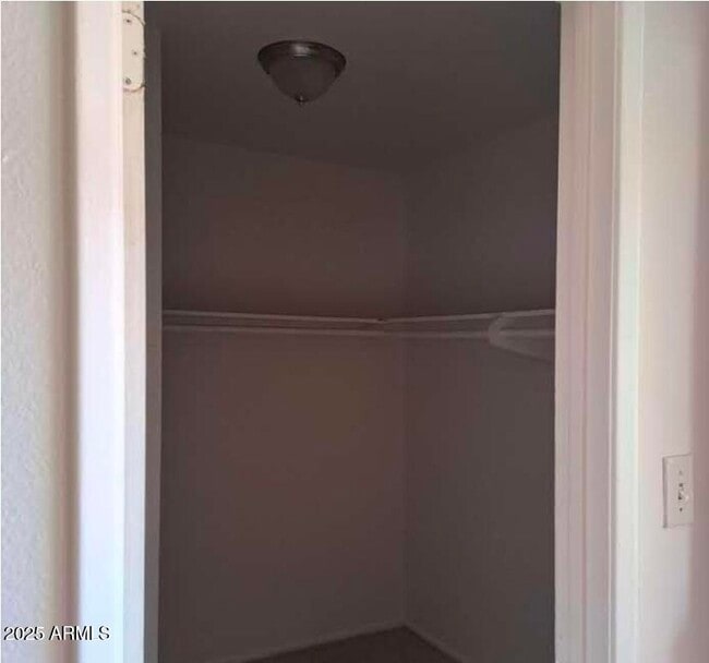 Building Photo - 2664 N 43rd Ave