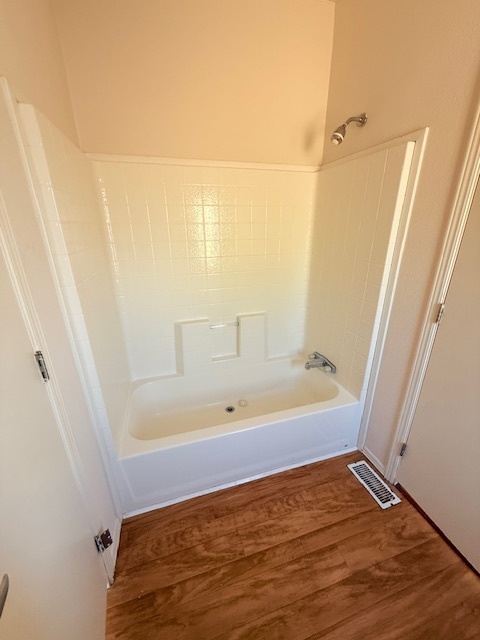 Building Photo - Manufactured Home For Rent