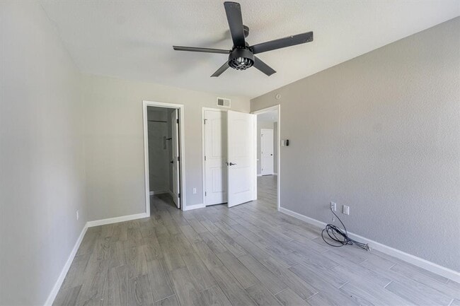 Building Photo - 13151 Walden Rd