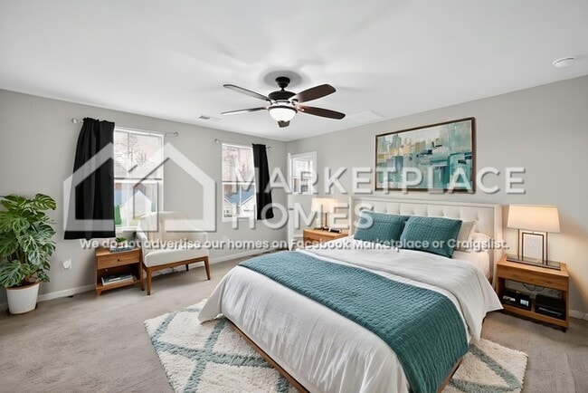 Building Photo - 807 Sun Vly Wy