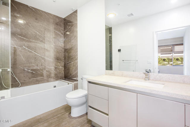 Building Photo - 388 Cordova St