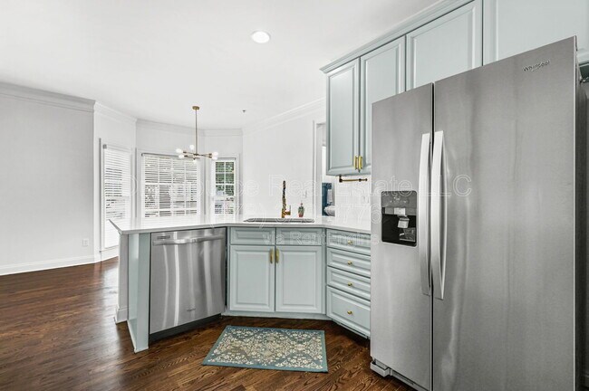 Building Photo - 12030 Stonebrook Cv