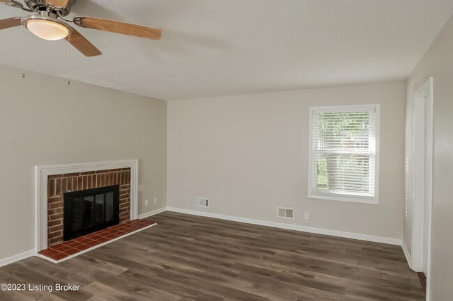 Building Photo - 12318 Crosswinds Dr