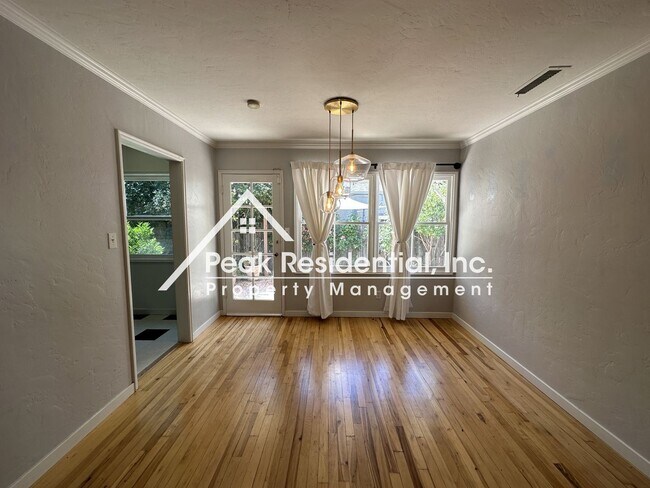 Building Photo - 3 br, 1 bath House - 5200 F Street