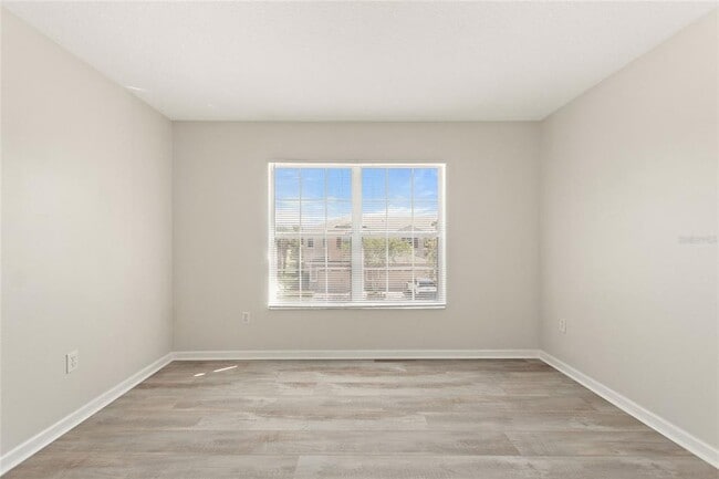 Building Photo - 1220 Priory Cir