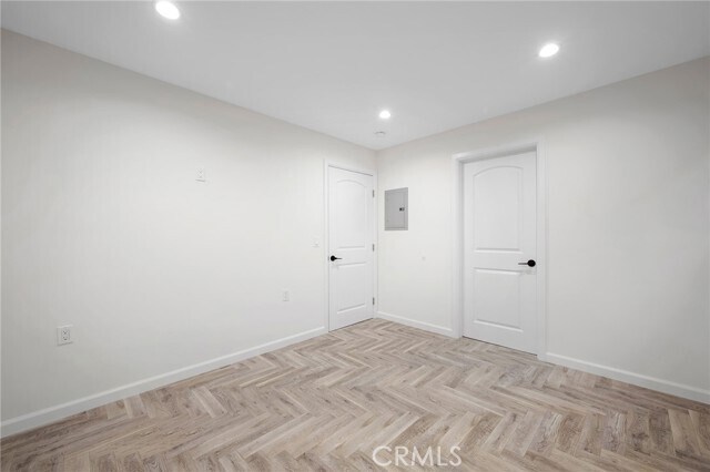 Building Photo - 1560 Ridgeway Dr