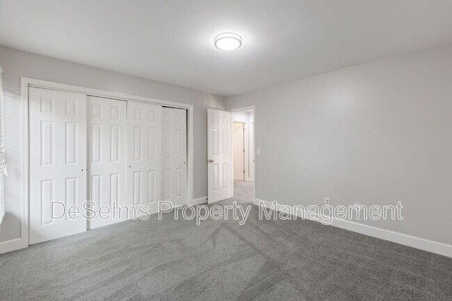 Building Photo - 1012 Beech Tree Ln