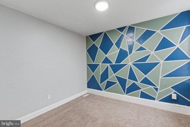 Building Photo - 3836 N Darien St