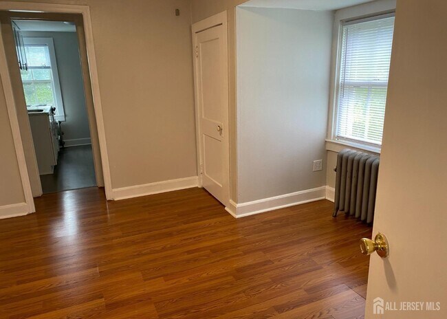 Building Photo - 237 Montgomery St