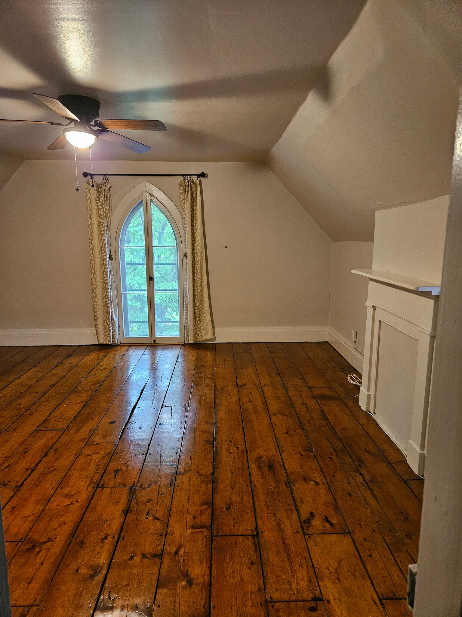 Bedroom 1 - 11 N Clover St