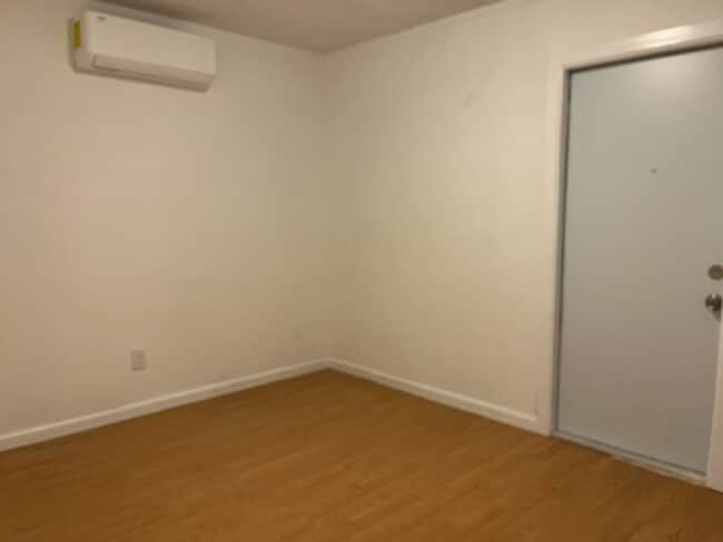 Building Photo - Downtown Tehachapi!!