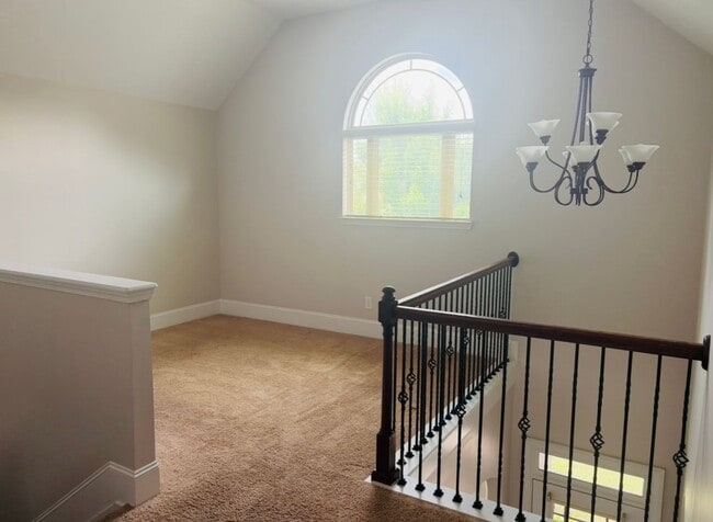 Building Photo - Beautiful 5BR/5BA Home in Greer!