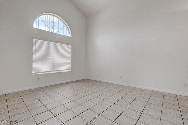 Building Photo - 2187 Eclair Cir