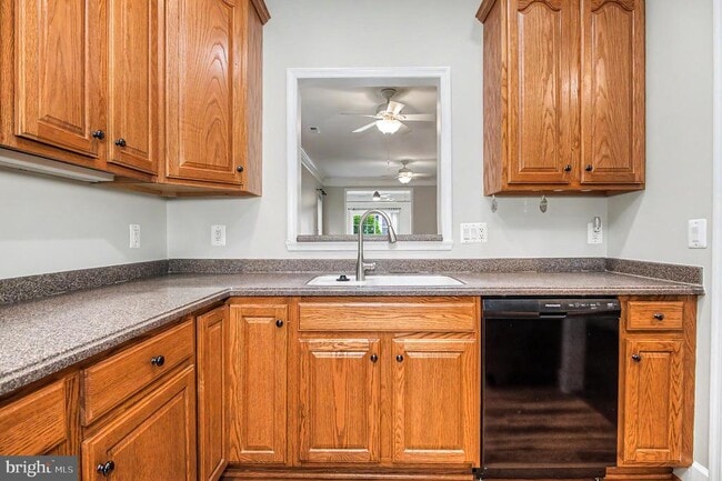 Building Photo - 8406 Mountain Larkspur Dr