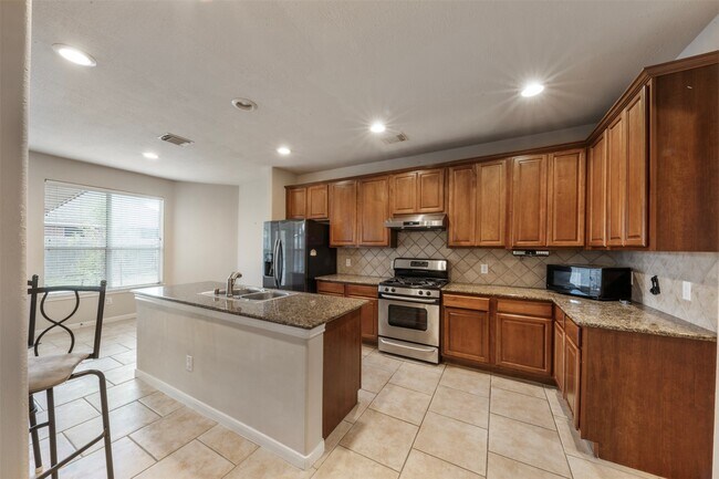 Building Photo - 13907 Normandy Ct