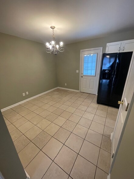 Building Photo - 73 A Eastgate Cir