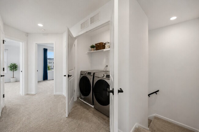 Building Photo - 4437 Chelsea Mnr Cir