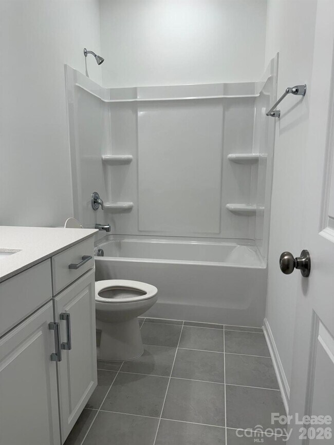 Building Photo - 2143 Hawksworth Ln