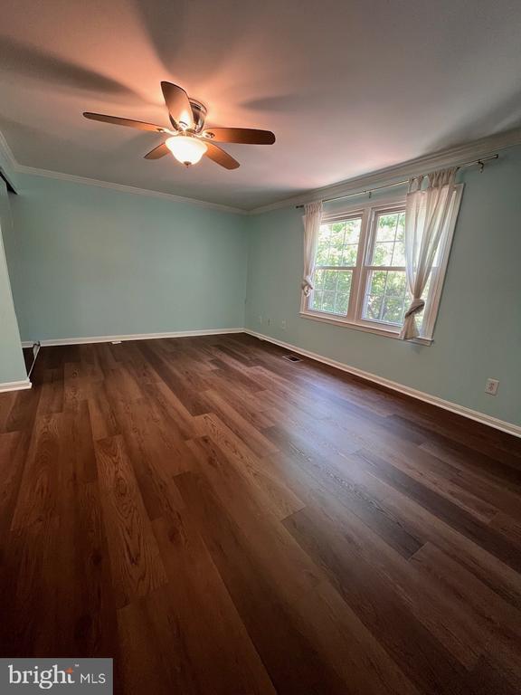 Building Photo - 5633 Independence Cir