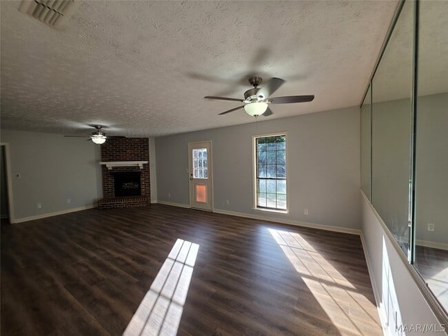 Building Photo - 6225 Whitewater Ct