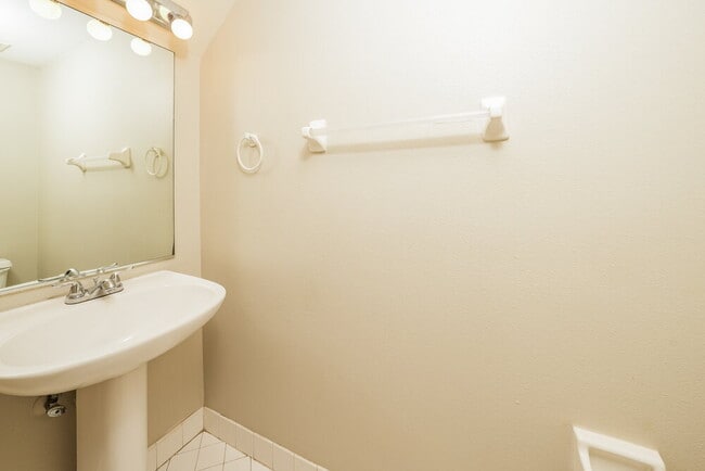 Building Photo - 6843 Torch Key St