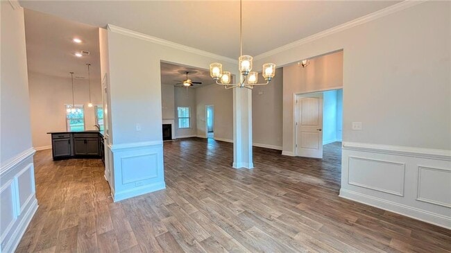 Building Photo - 6055 Creekside View Ln