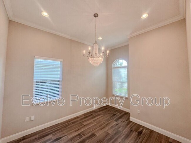 Building Photo - 15 Sandpiper Ln