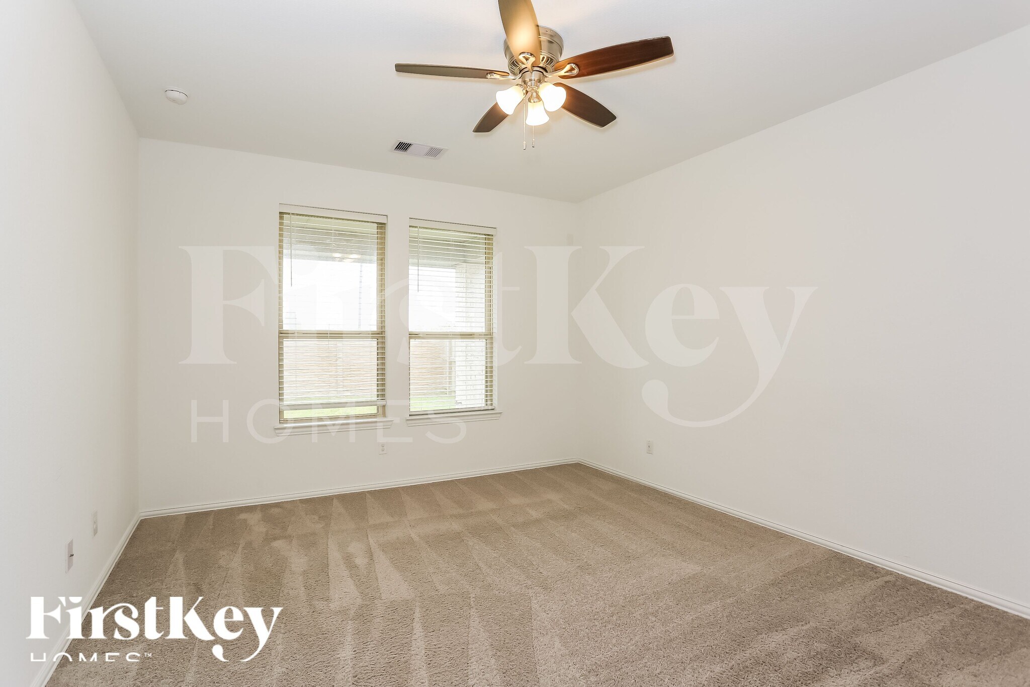 Building Photo - 10539 Dolce Ln