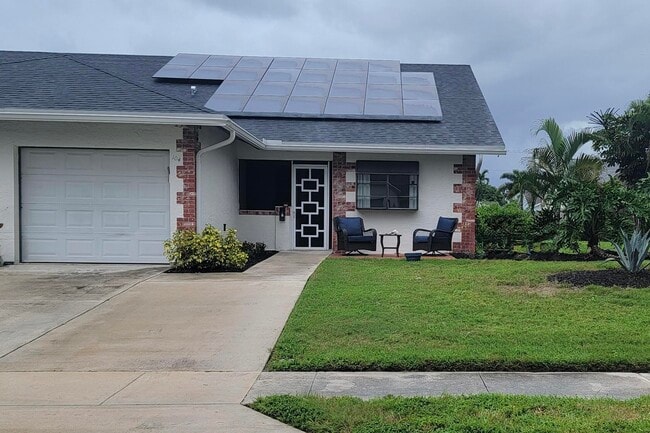 Primary Photo - 104 Arrowhead Cir