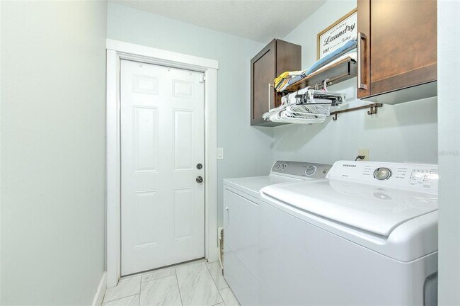 Building Photo - 4810 Centerbrook Ct