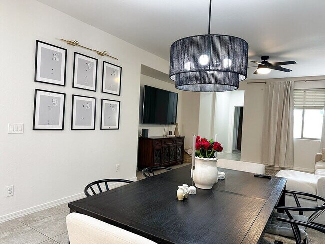 Building Photo - 41602 W Anne Ln