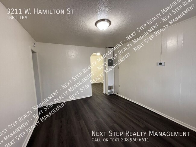 Building Photo - 3211 W Hamilton St